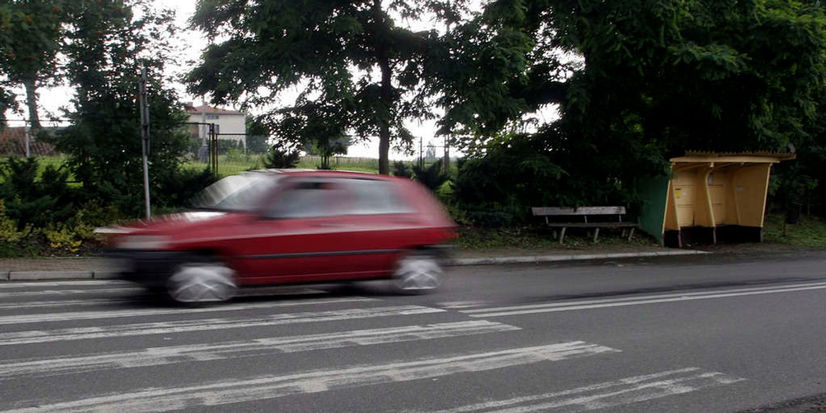 Siemianowice Śląskie. Samochód potrącił kobietę na przejściu.