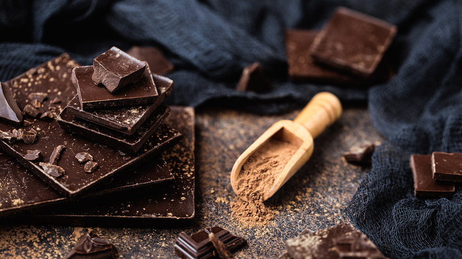 Ciemna czekolada jest produktem wytwarzanym ze zmielonych ziaren kakaowca