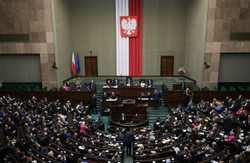 Kto rządzi w Polsce? "Fikcja nowego gabinetu"