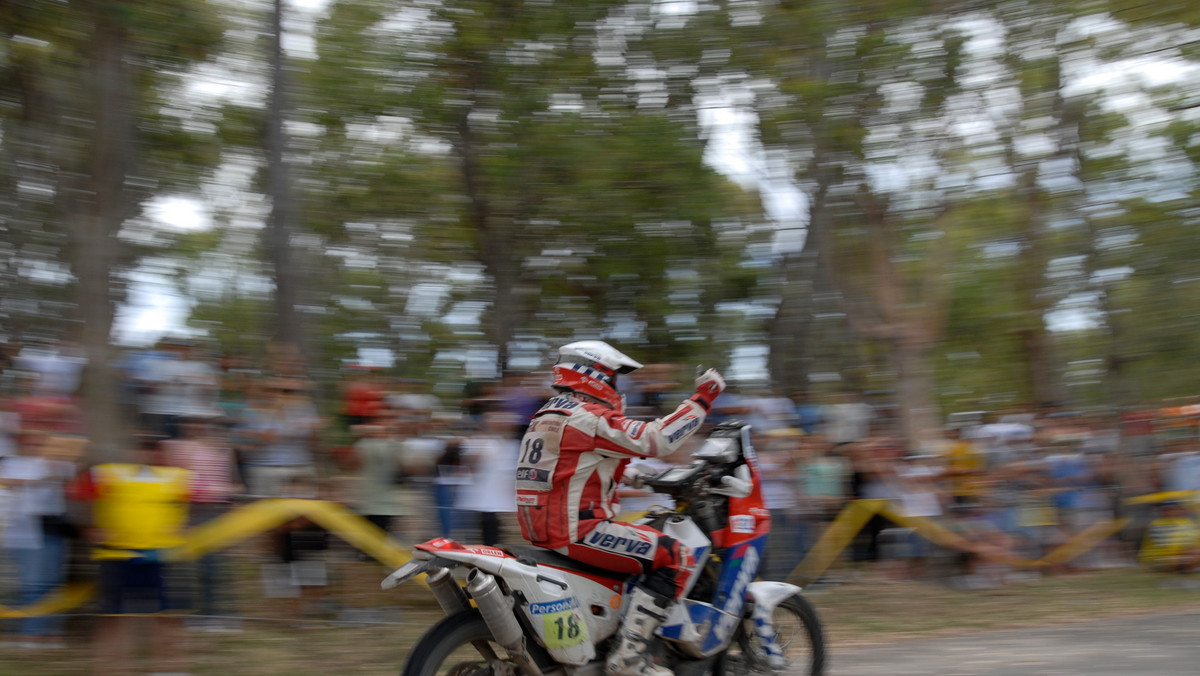 Motocykliści Orlen Team zakończyli rywalizację podczas Abu Dhabi Desert Challenge - pierwszej eliminacji Mistrzostw Świata rajdów terenowych cross-country. Rewelacyjnie wypadł Jacek Czachor, który w końcowej klasyfikacji zajął czwarte miejsce i trzecią pozycję w Mistrzostwach Świata.