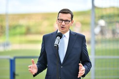 Morawiecki: Ewakuowaliśmy Polaków z Kabulu. Leci kolejny dreamliner