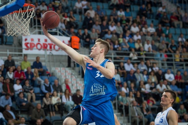 Tauron Basket Liga: Zwycięstwo Anwilu po dwóch dogrywkach