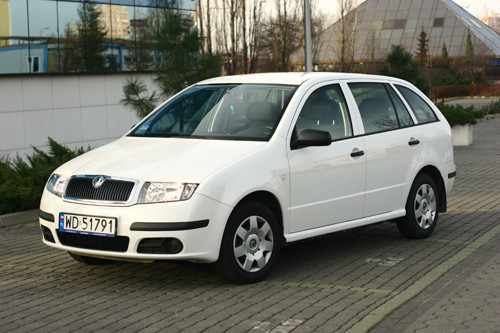 Skoda Fabia Combi - Z kufrem na kropelce