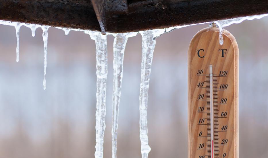 Hajnalban szinte minden napon fagypont alatt lesz a hőmérséklet januárban. Fotó: Shutterstock