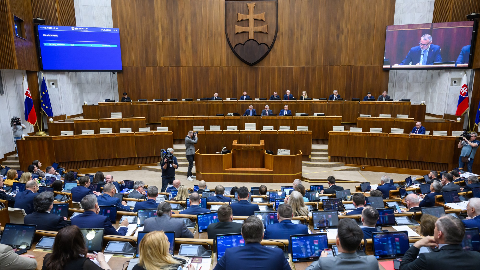 Poslanci zvolili Martina Dubéciho z PS za podpredsedu parlamentu. (ilustračná foto)