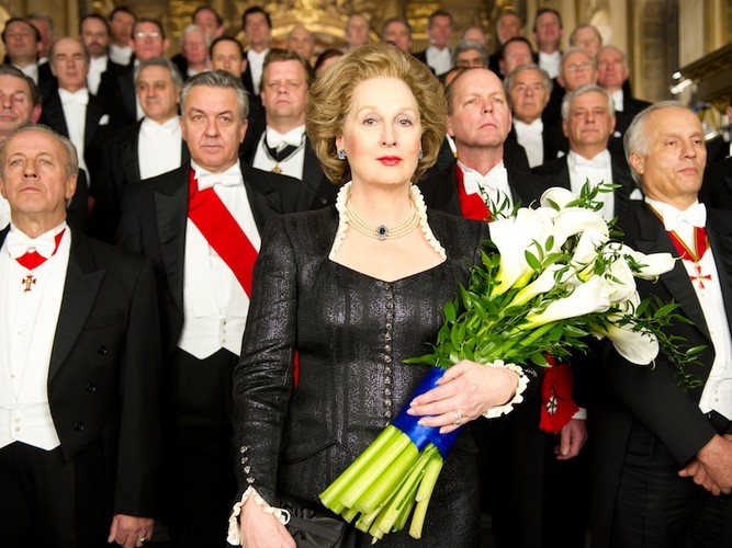 – Nie chciałbym, by ktoś w ten sposób odmalował moją matkę – powiedział po premierze 'Żelaznej damy' minister w rządzie Margaret Thatcher, Michael Portillo