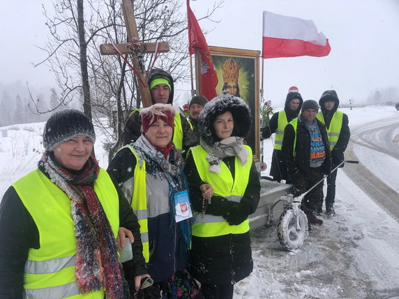 Uczestnicy pielgrzymki dookoła Polski
