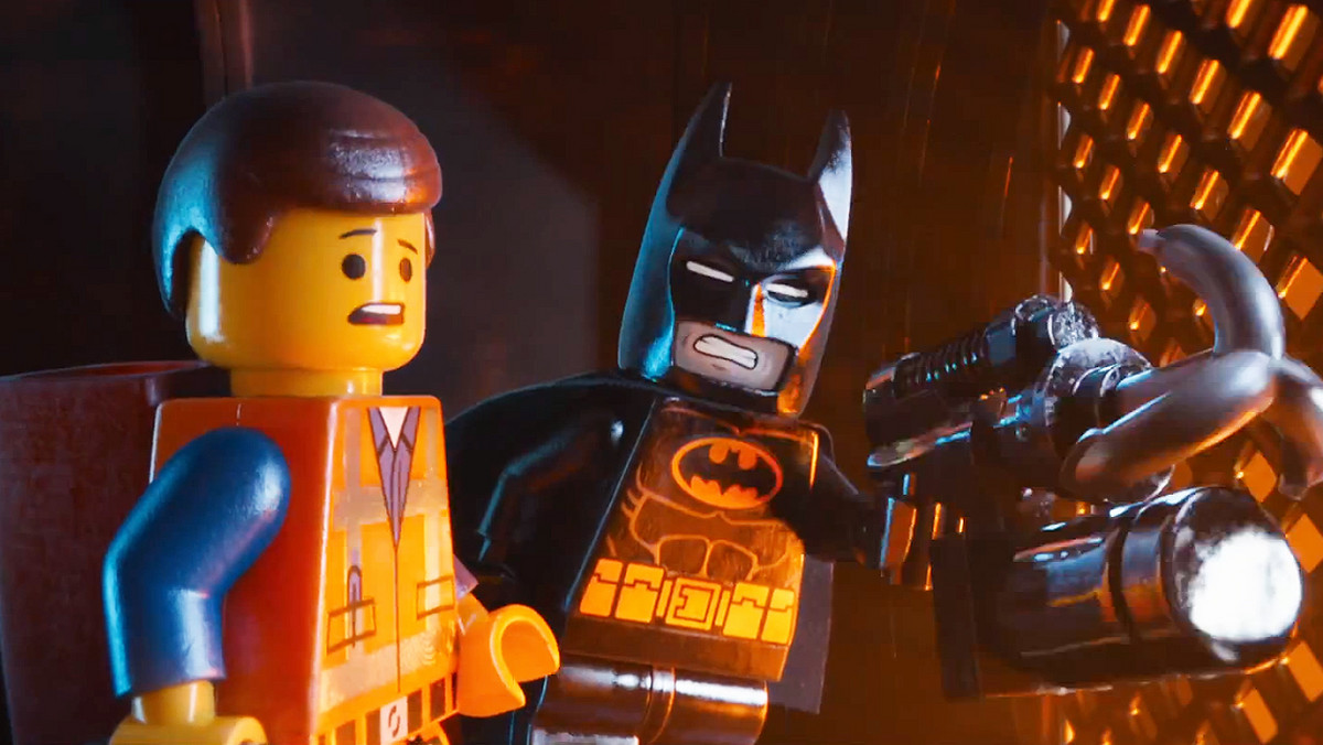 "Lego: Przygoda" Phila Lorda i Christophera Millera to najbardziej zwariowany, kreatywny i dziwaczny film tego roku, przysłowiowa "jazda bez trzymanki", która zachwyci widzów znających radość z zabawy z klockami LEGO i zapewni wiele pozytywnej rozrywki osobom poszukujących inteligentnego eskapizmu. W polskich sklepach już w wersji DVD i Blu-ray.