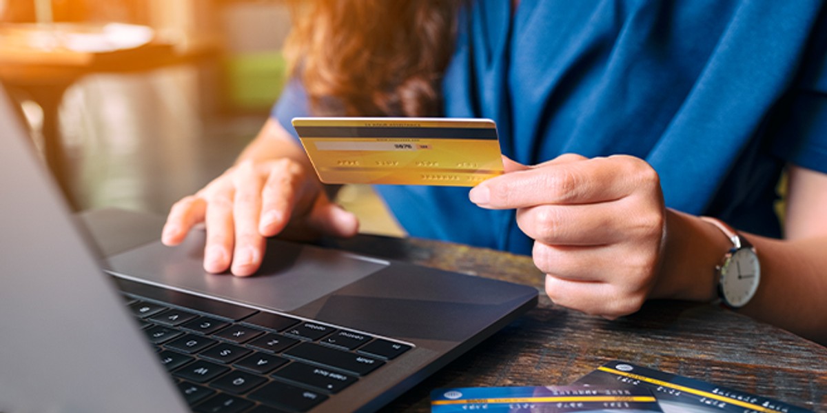 Płatności walutowe w świecie e-commerce