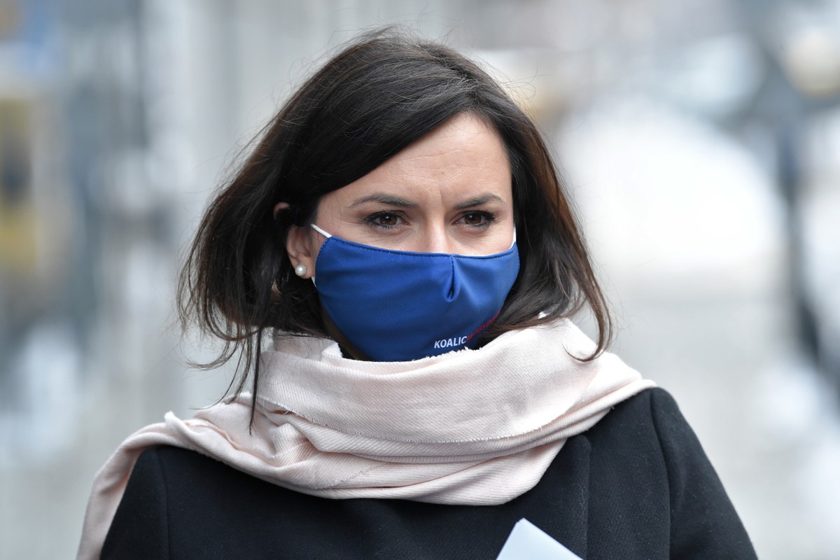 Kamila Gasiuk-Pihowicz zwracała uwagę, że afery pedofilskie nie zostały wyjaśnione, a ofiary nie mogą doczekać się sprawiedliwości. Tymczasem "po powołaniu komisji ds. pedofilii wszelki słuch o niej zaginął" - oceniła.