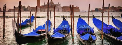 Acqua alta w Wenecji: 78 ruchomych zapór przeciwpowodziowych Mose ochroniło miasto przed zalaniem