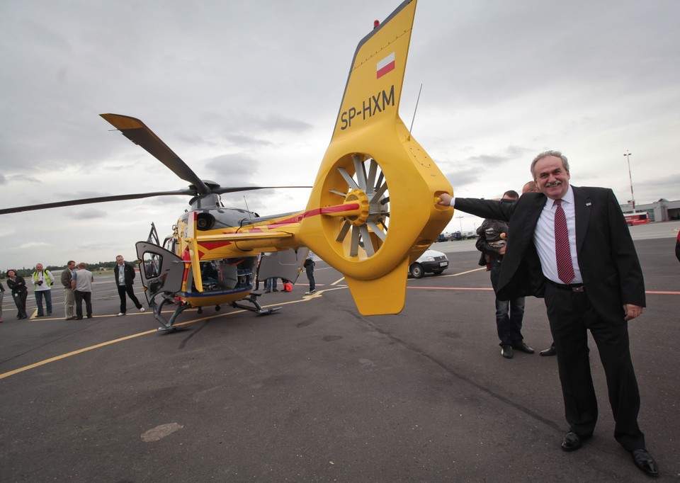 ŁÓDŹ LOTNICZE POGOTOWIE RATUNKOWE ŚMIGŁOWIEC EC 135