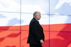 "Po drugiej stronie nie ma odpowiednika Kaczyńskiego" [WYWIAD]