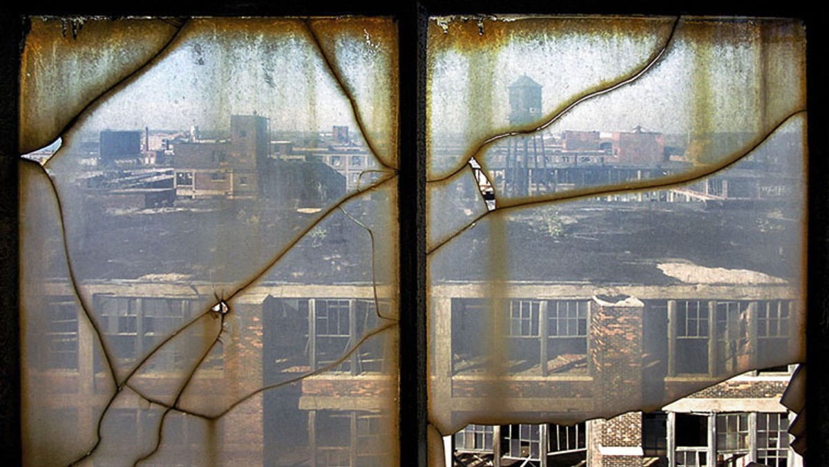 THE RUINS OF DETROIT FOT. YVES MARCHAND & ROMAIN MEFFRE