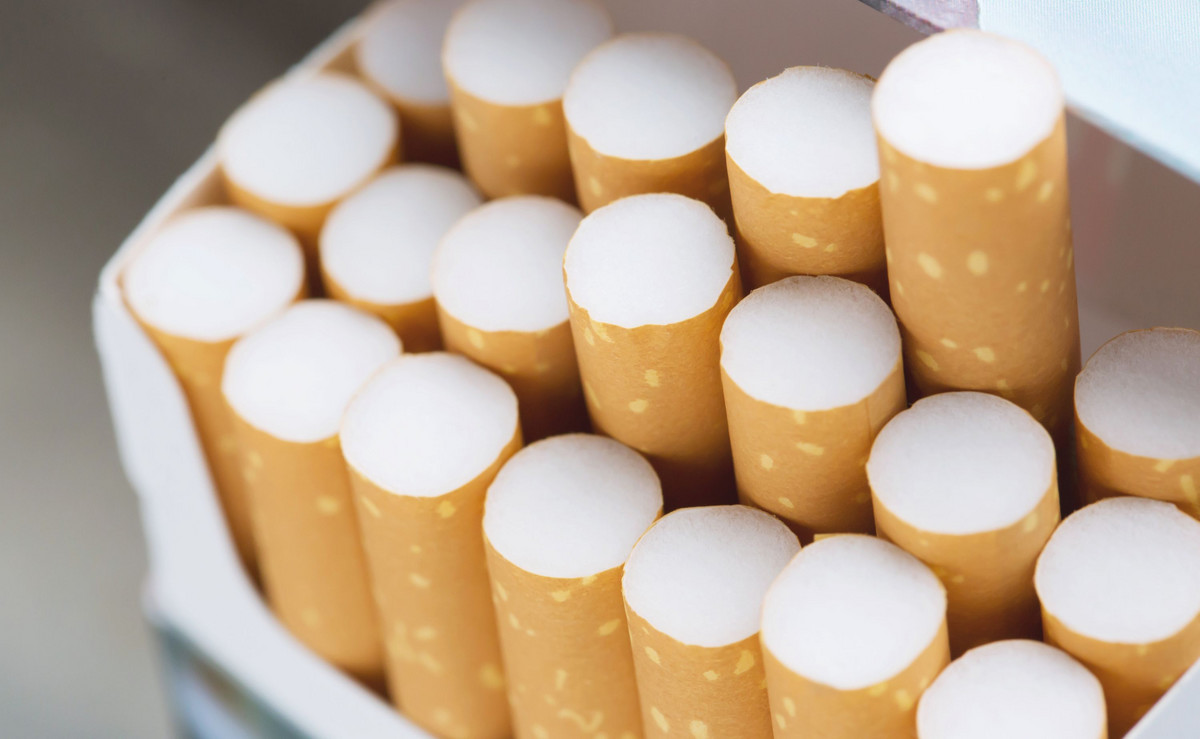 Po zvýšení spotřebních daní na tabákové výrobky jezdí Češi kupovat cigarety do Polska