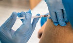 Szczepienie na koronawirusa - Jak można się rejestrować na szczepienie? Poradnik krok po kroku