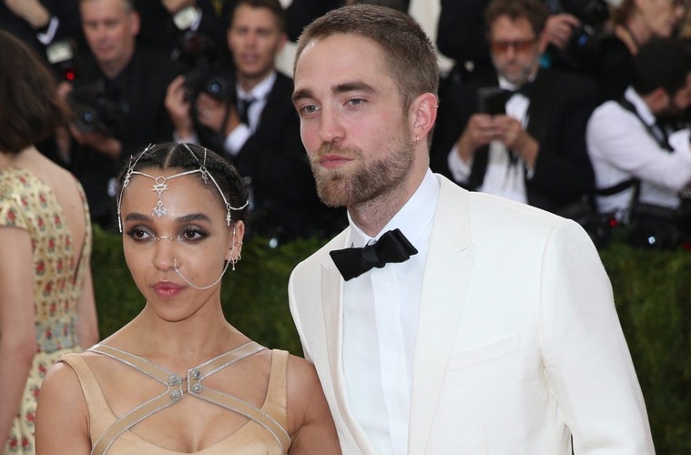 FKA Twigs i Robert Pattinson na Met Gala 2016