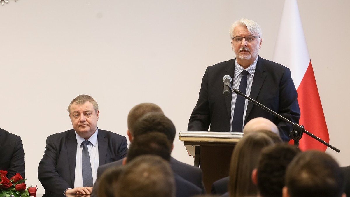 W przyszły czwartek 9 lutego szef MSZ Witold Waszczykowski przedstawi w Sejmie expose na temat zadań polskiej polityki zagranicznej w 2017 r. - poinformowała rzeczniczka prasowa MSZ Joanna Wajda. Wcześniej w środę minister wystąpi na posiedzeniu sejmowej komisji spraw zagranicznych.