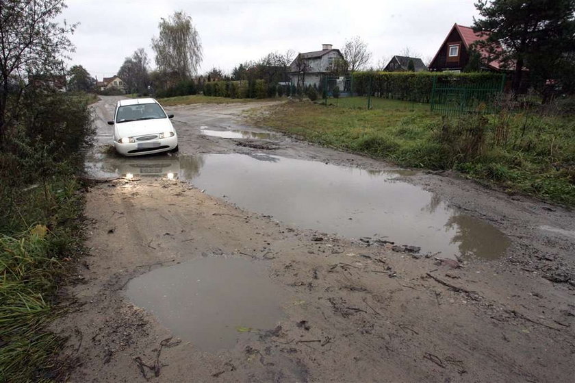 Błoto zalewa Polskę