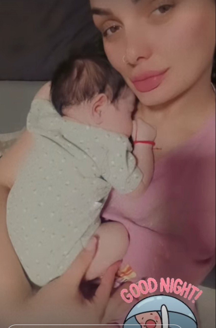 Porodila se Viki Mitrović