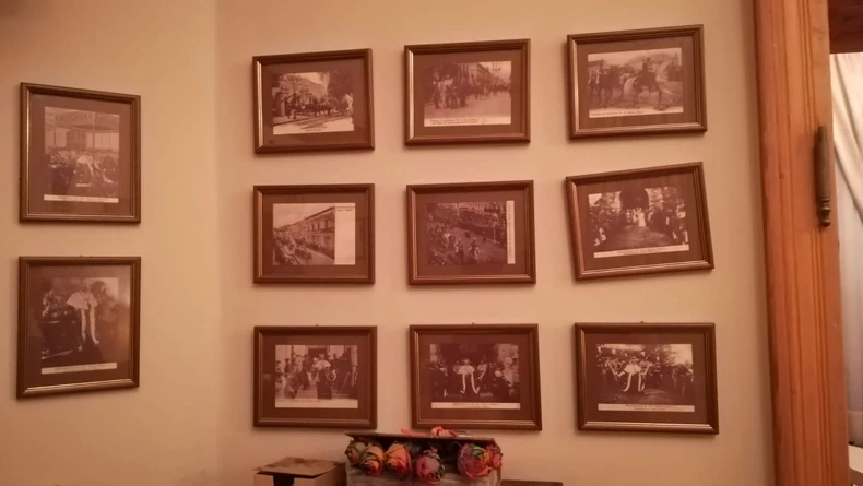 Uspomene porodice Milovanović i dalje krase enterijer kuće