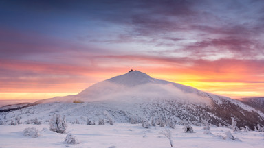 Lodowato na szczytach polskich gór. Odczuwalna temperatura na Śnieżce spadła do minus 35 st. C