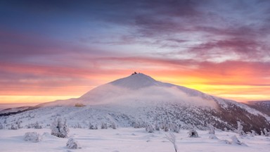 Lodowato na szczytach polskich gór. Odczuwalna temperatura na Śnieżce spadła do minus 35 st. C