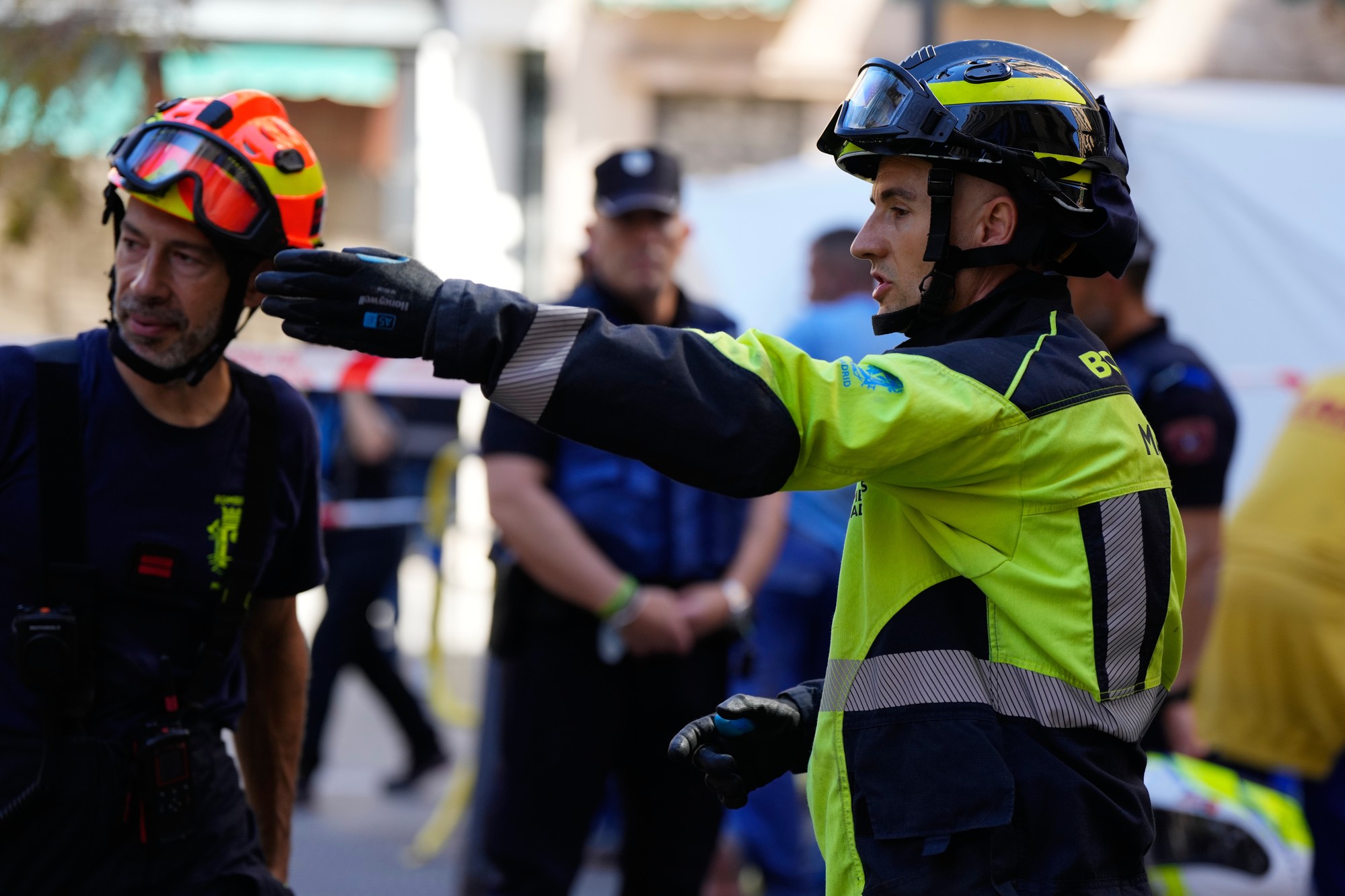 Pri zrútení budovy v Madride sa zranili najmenej tri osoby. 