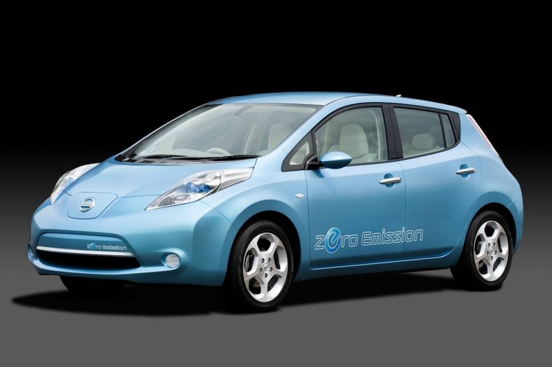 Nissan Leaf - Elektryzujący kompakt za 20 000 euro