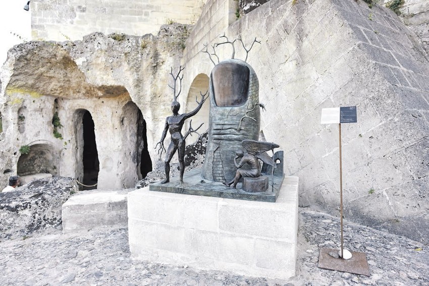 Vizija anđela, 1977-1984, bronza, visina 44 cm