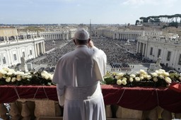 Papież w wielkanocnym orędziu: Pokój dla Syrii, nie zapominajmy o uchodźcach