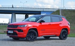 Jeep Compass 4xe to hybryda z charakterem