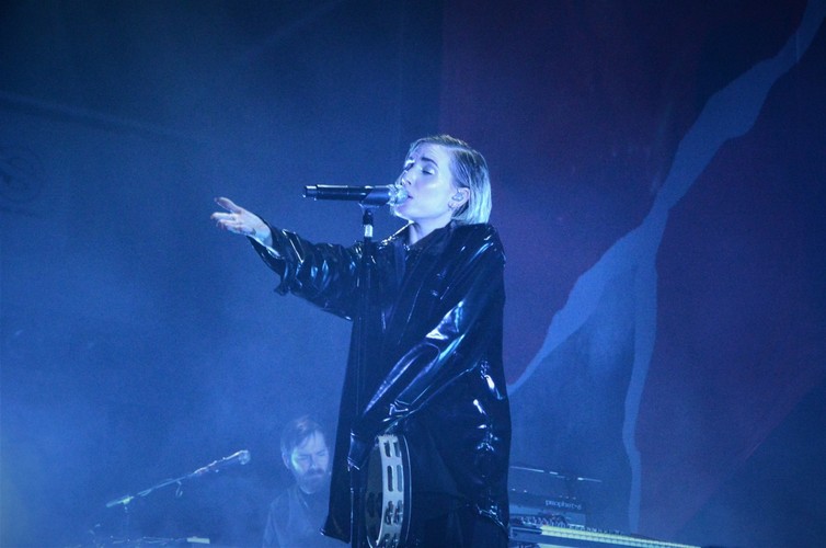 Lykke Li w koncercie na warszawskim Torwarze; 9 listopada 2018 roku
