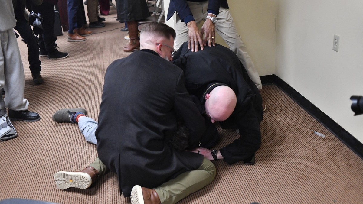 Napadnuta poslanica u Mineapolisu