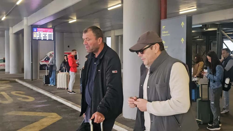 Aco Pejović na aerodromu