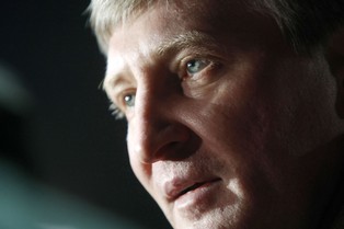 Ustawa o oligarchach. Najbogatszy Ukrainiec przekazuje swoje media państwu