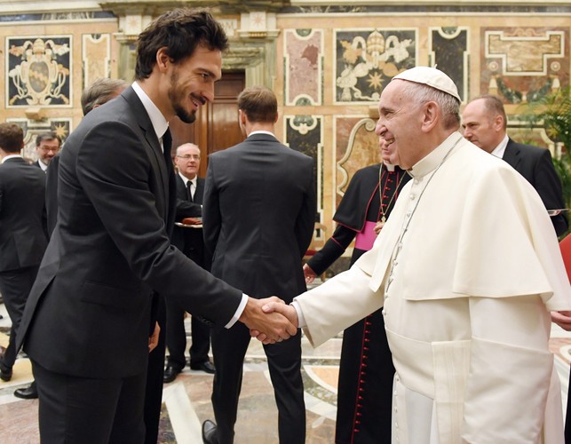 Niemieccy piłkarze spotkali się z papieżem Franciszkiem