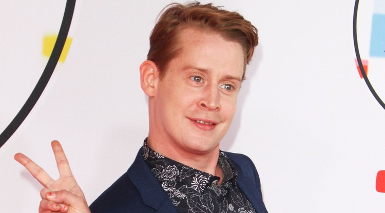 Macaulay Culkin nem aggódik.