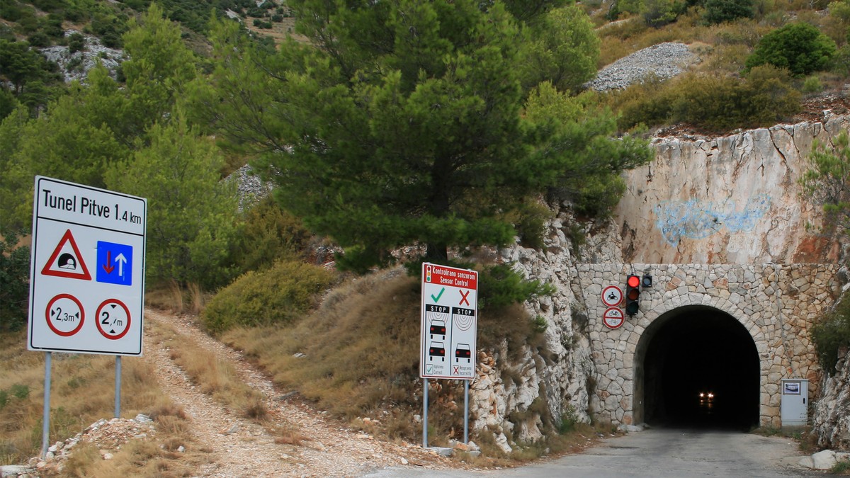 Tunel Pitve