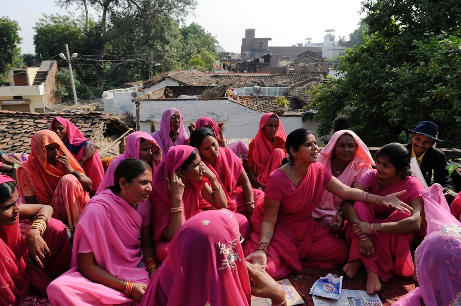 Gulabi ženska grupa iz Indije