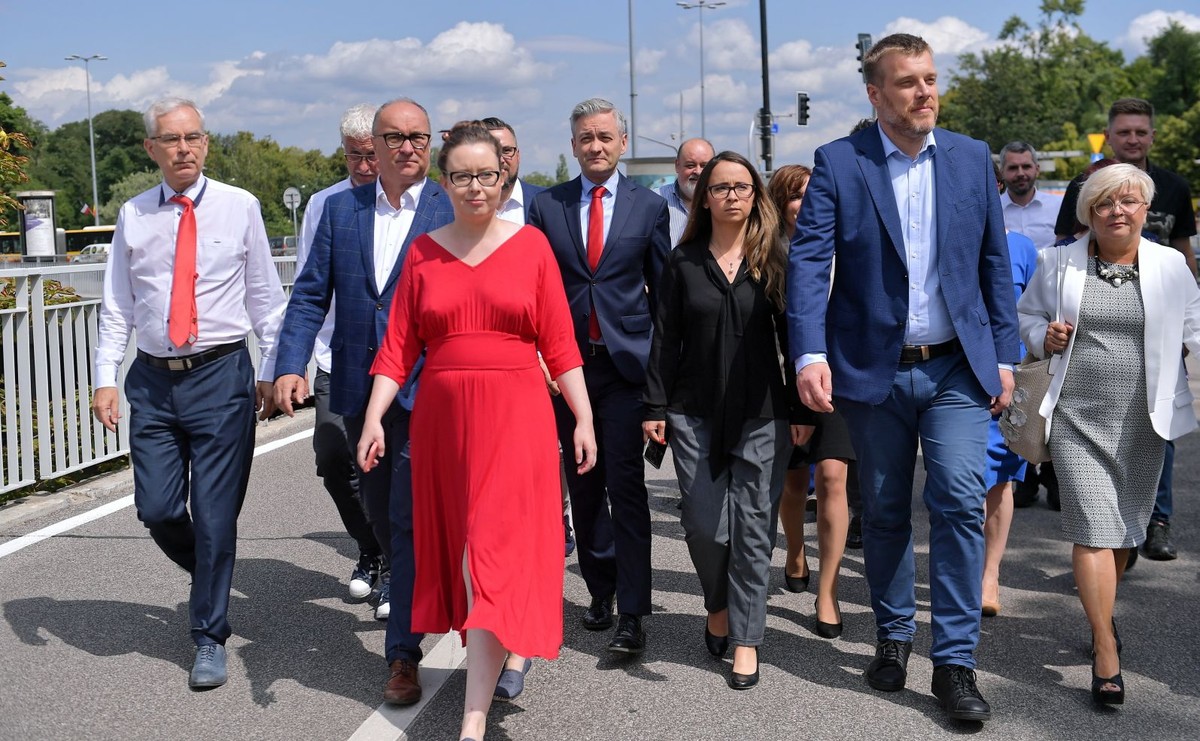 Lewica przedstawiła główne filary swojego programu i deklaruje chęć współpracy z PSL i PO