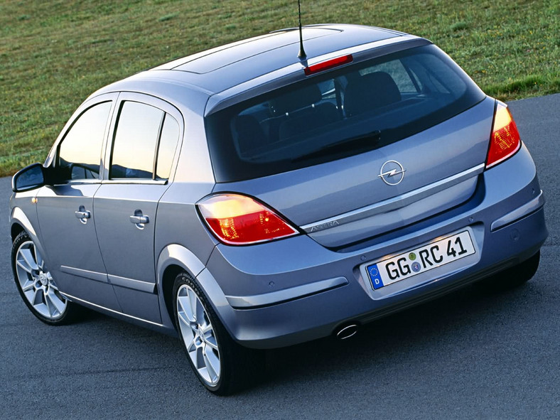 Opel Astra III