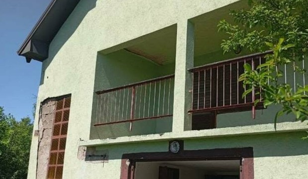 Kuća od 63 kvadrata i ogroman plac za 32.000 evra