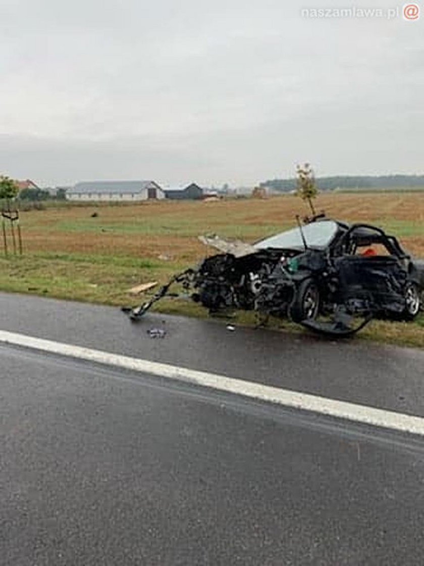 Zderzenie trzech aut. Dwie osoby nie żyją, cztery są ranne