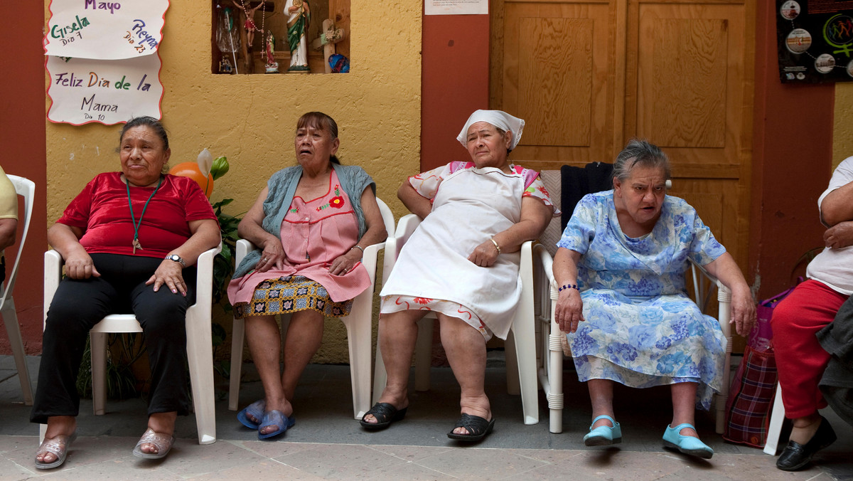 Pierwszego klienta obsłużyła w wieku 13 lat. Dzisiaj Elia Guadalupe dobiega siedemdziesiątki i mieszka w domu spokojnej starości w Mexico City, w niezwykłej placówce pełnej emerytowanych prostytutek i niespełnionych marzeń.