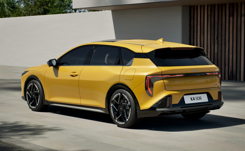 Nowa Kia K4 jest większa niż Ceed