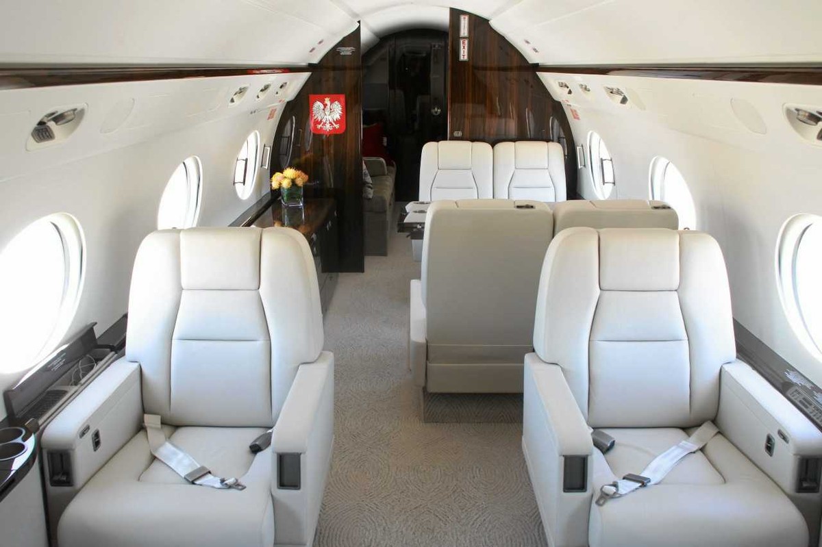 Wnętrze rządowego samolotu Gulfstream G550 o oznaczeniu 0001 - "Ksiażę Józef Poniatowski"