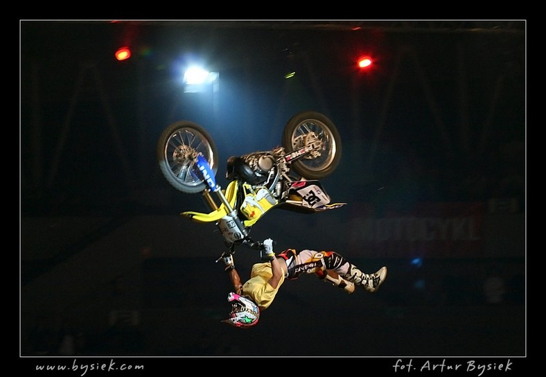 DIVERSE Night of the Jumps - fotografował Artur Bysiek