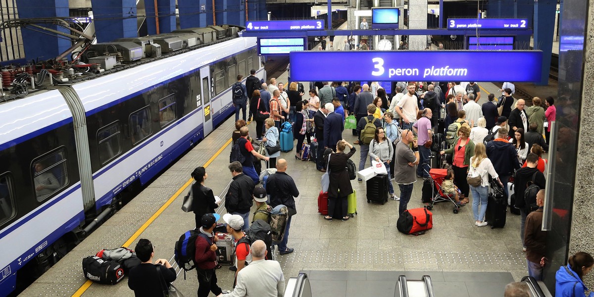 Od czerwca wchodzą w życie nowe przepisy. Ukraińscy będą musieli m.in. znowu płacić za podróżowanie koleją.