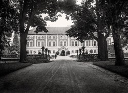 Zapomniane rezydencje polskiej arystokracji. Radziwiłłowie, Lubomirscy, Potoccy... ARCHIWALNE ZDJĘCIA